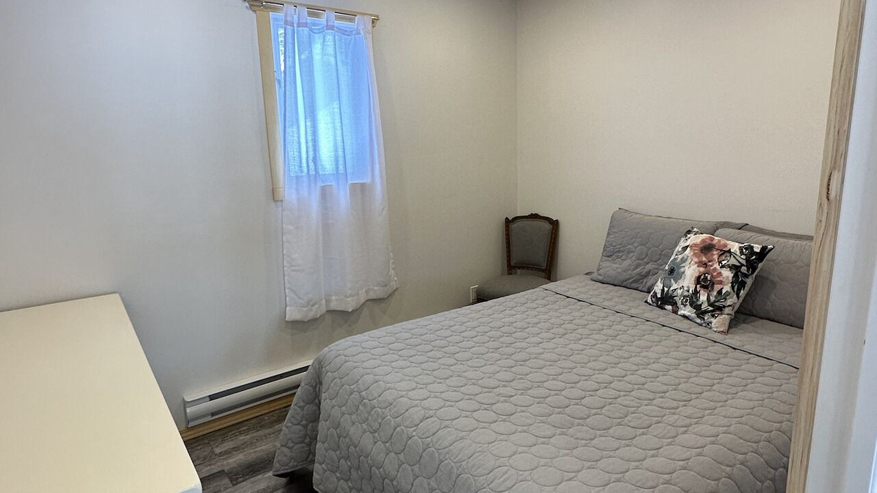Photo of Bedroom in Utterson