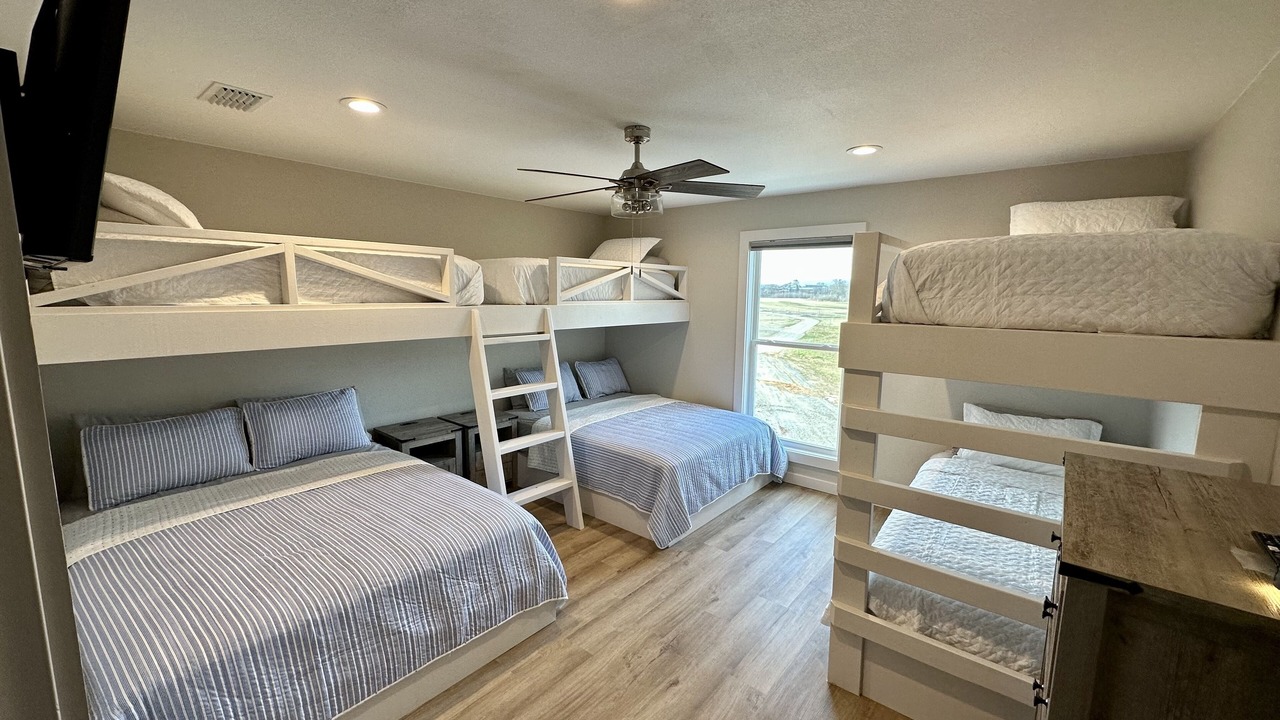 Photo of Bedroom in Glenwood