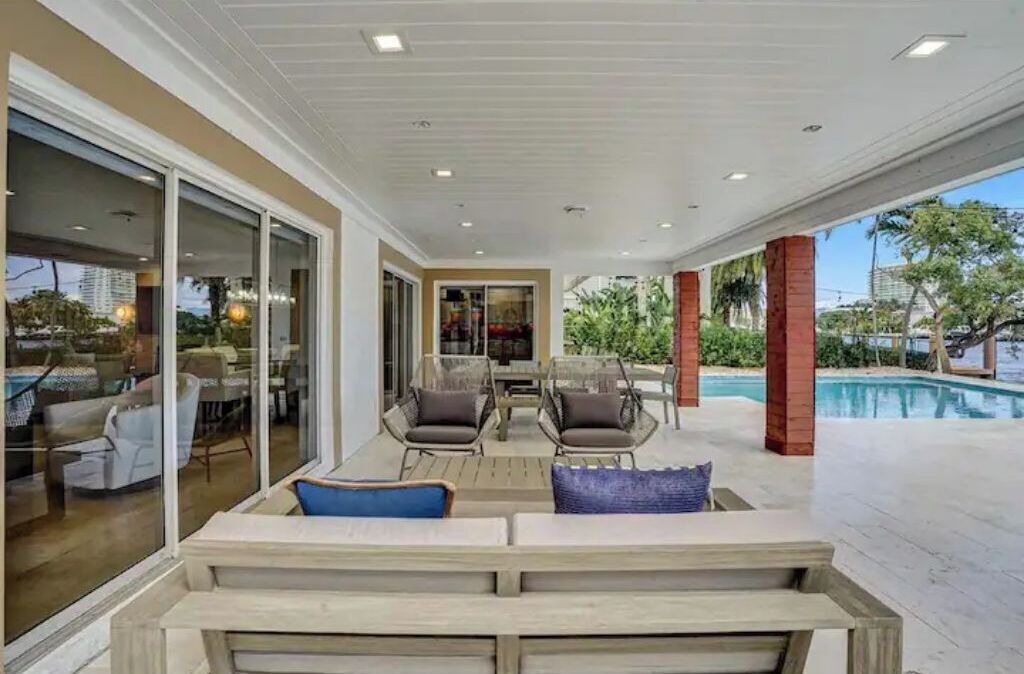 Photo of Outdoor in Santa Barbara Estates