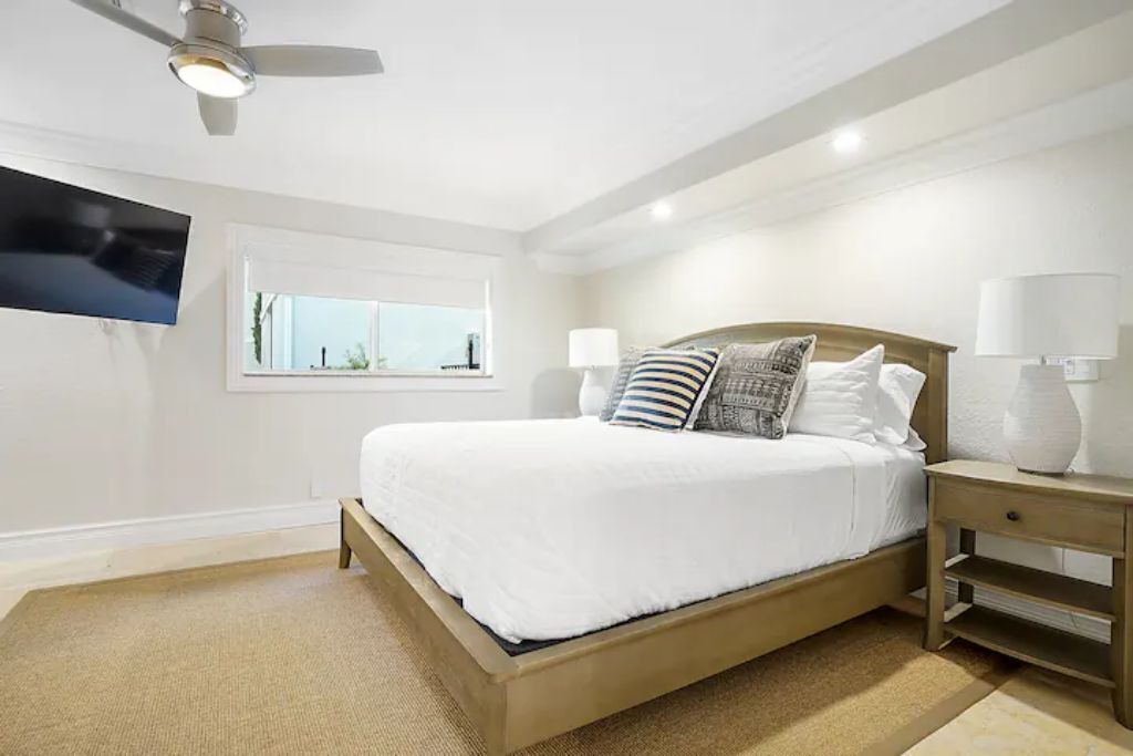 Photo of Bedroom in Santa Barbara Estates