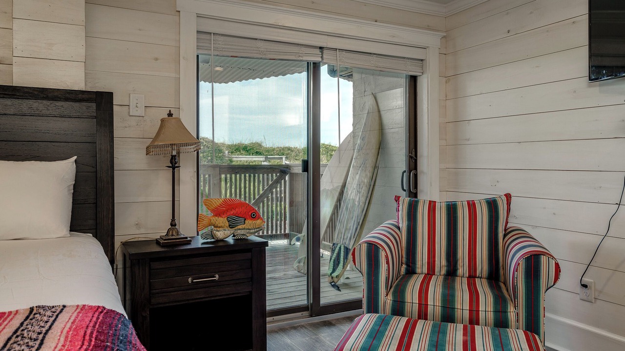 Photo of Others in Pine Knoll Shores