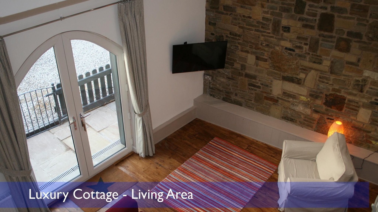 Photo of Livingroom in Crawshaw Booth