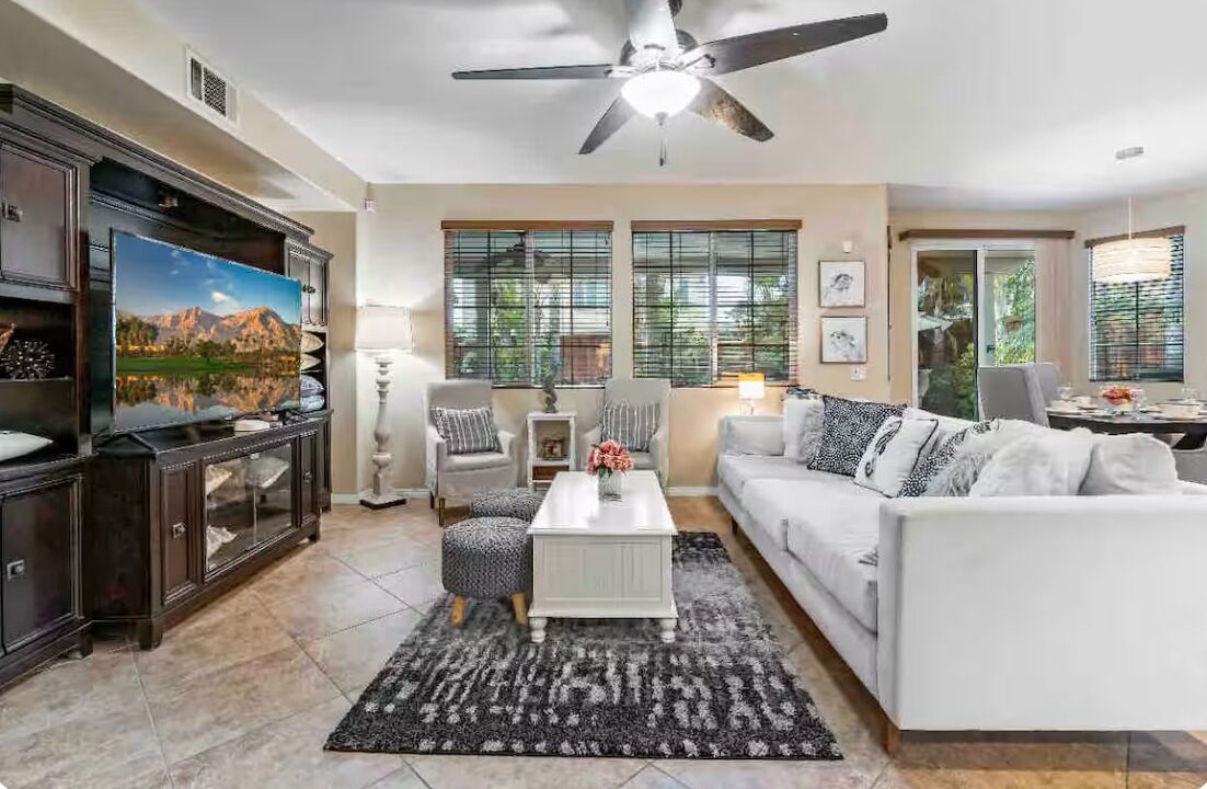 Photo of Livingroom in Lake Elsinore