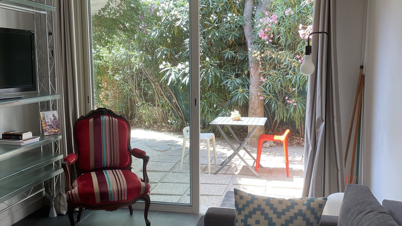 Photo of Livingroom in 7th Arrondissement