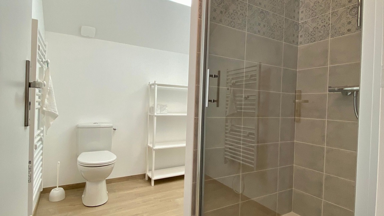 Photo of Bathroom in Le Gavre