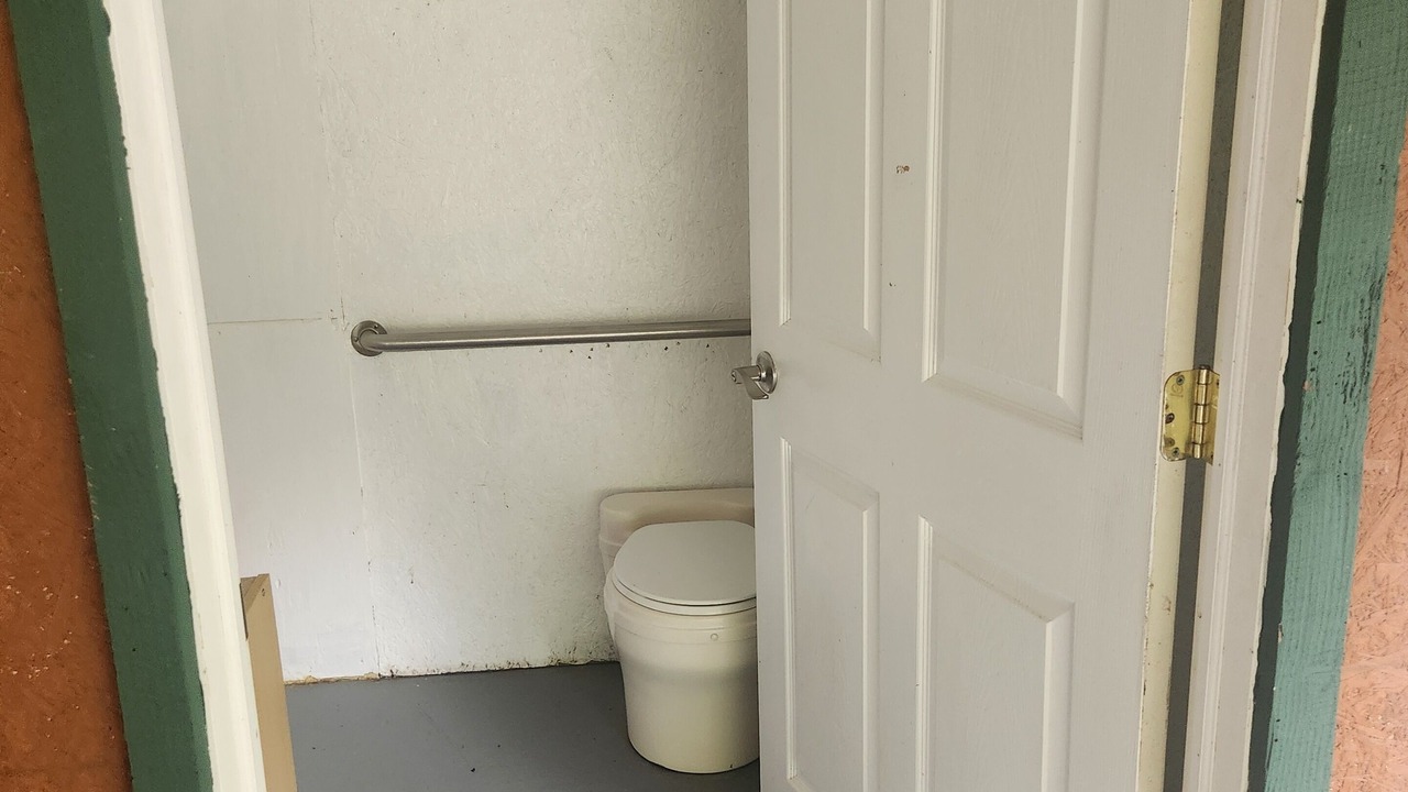 Photo of Bathroom in Etna