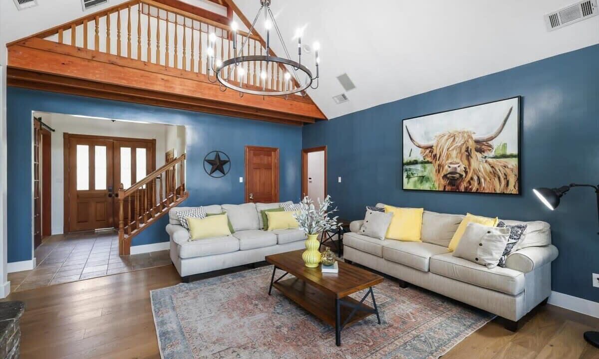 Photo of Livingroom in McKinney