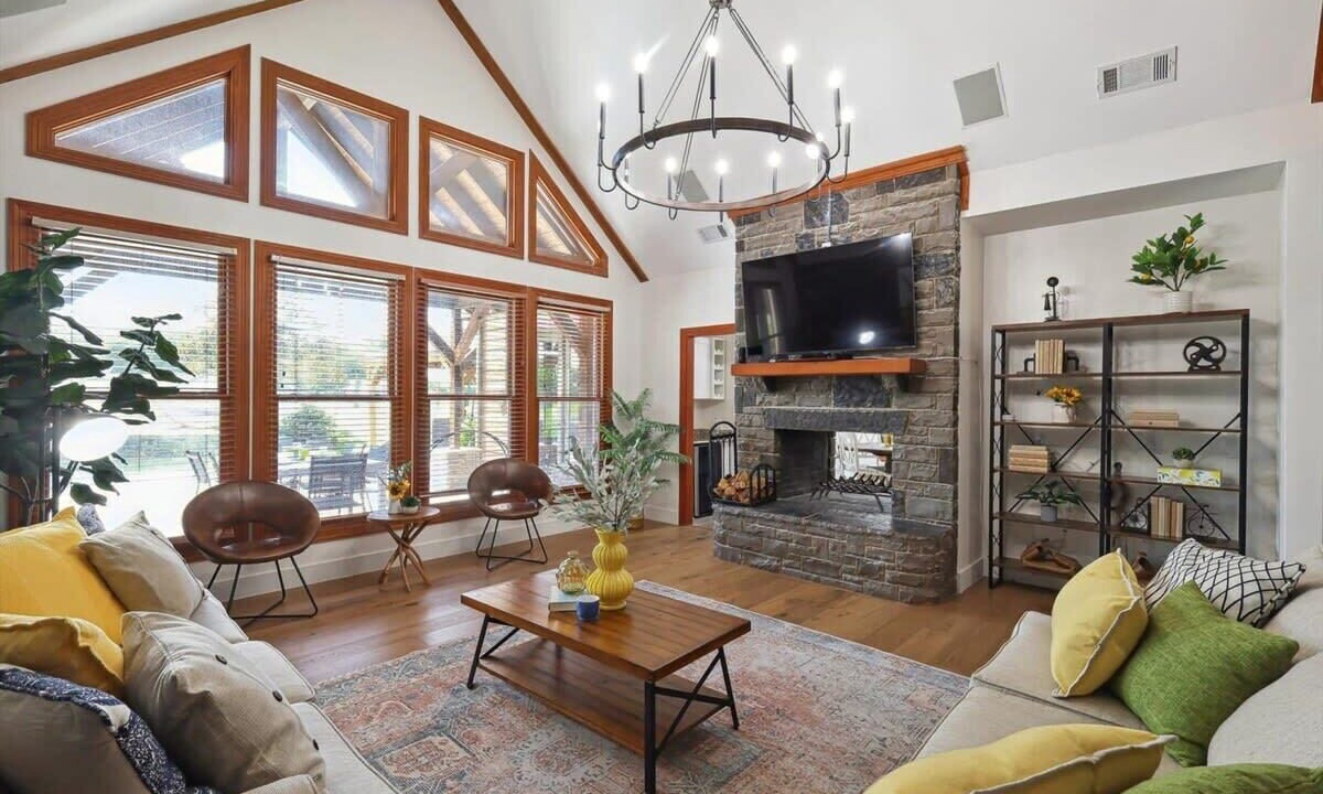 Photo of Livingroom in McKinney