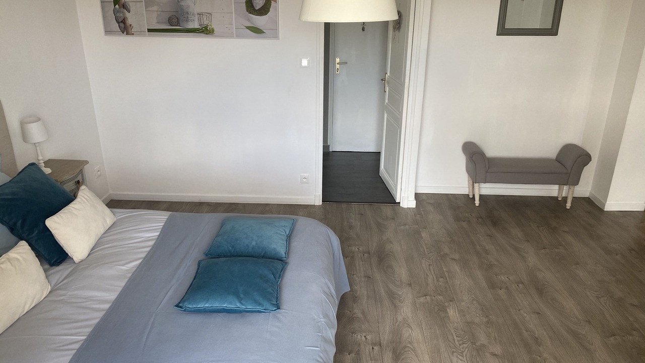 Photo of Bedroom in La Force