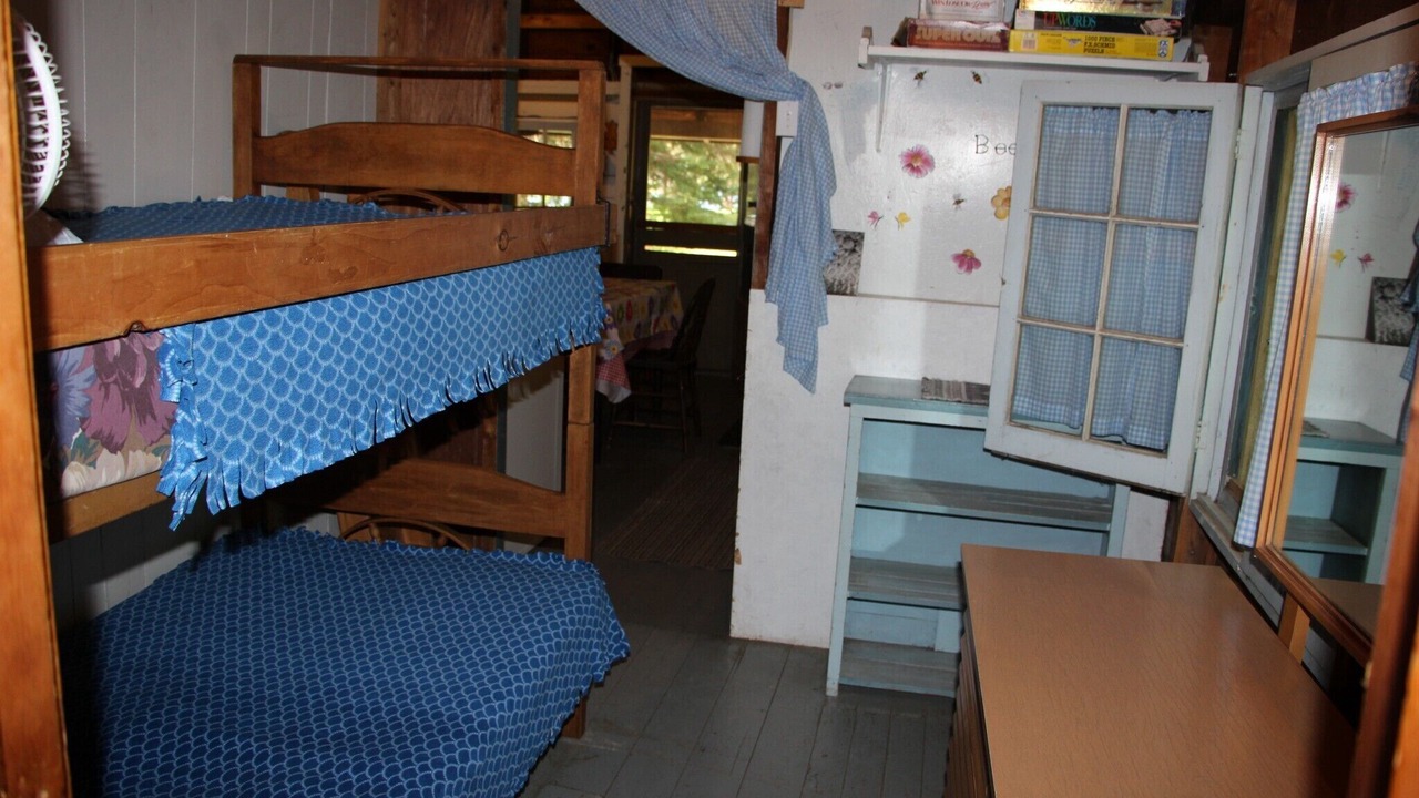 Photo of Bedroom in Burk's Falls