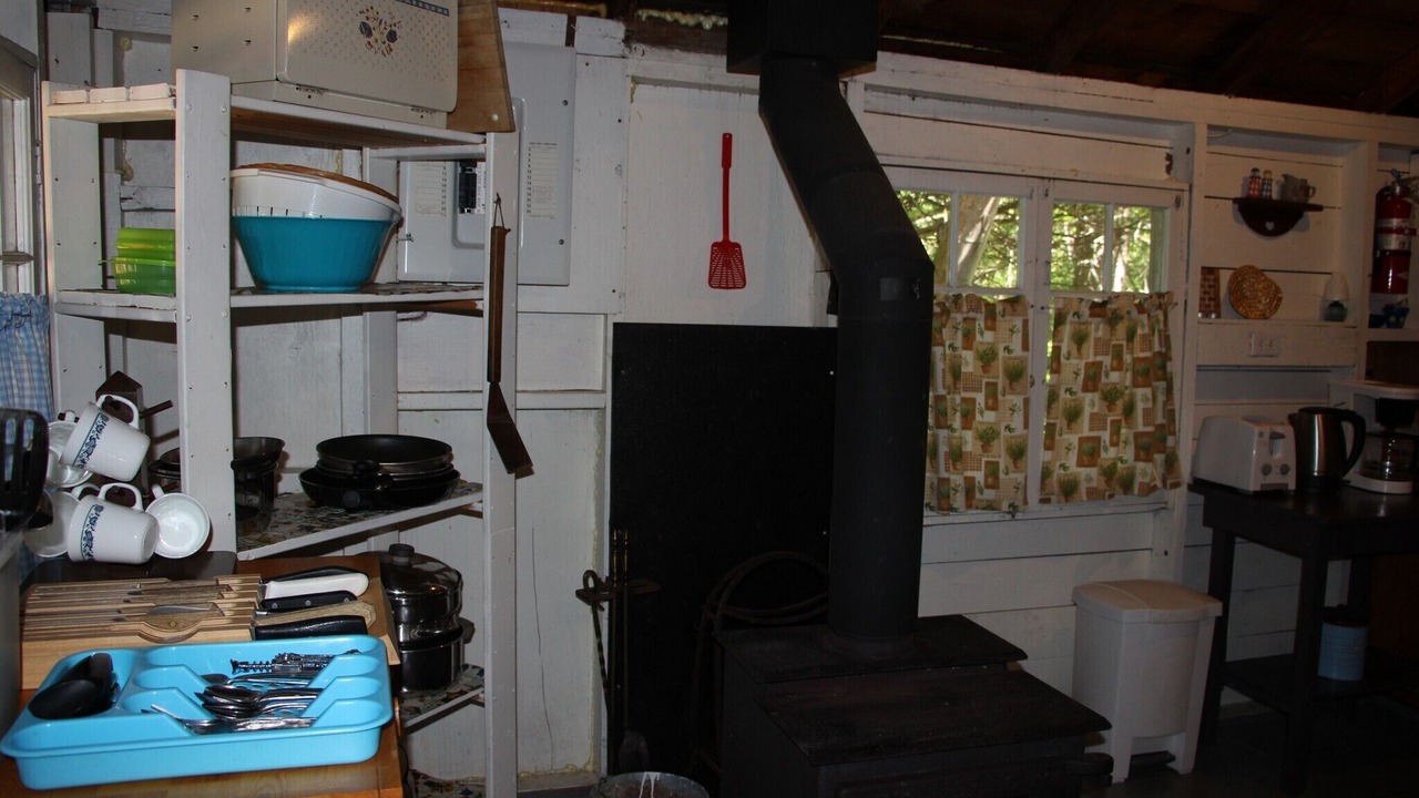 Photo of Kitchen in Burk's Falls