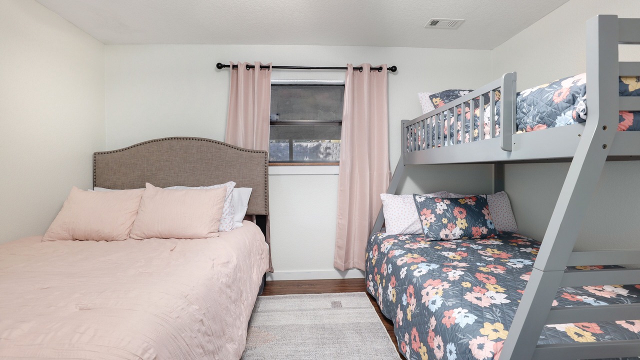 Photo of Bedroom in West Fork