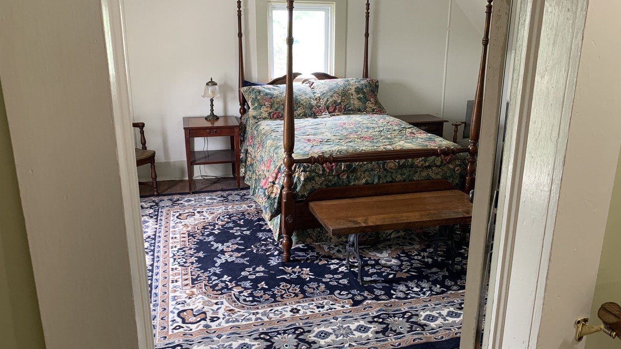 Photo of Bedroom in Lupus