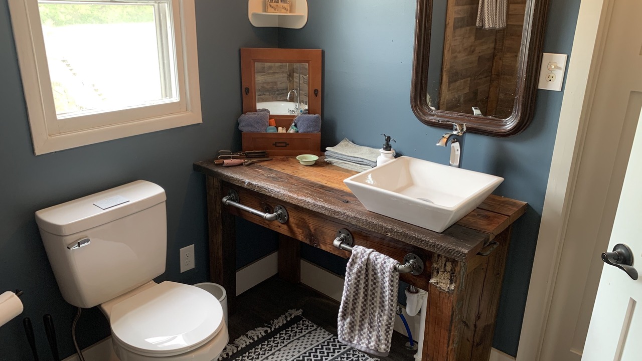 Photo of Bathroom in Lupus