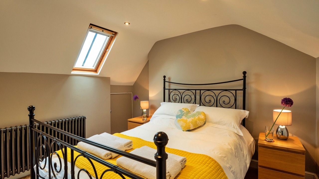 Photo of Bedroom in Buxton