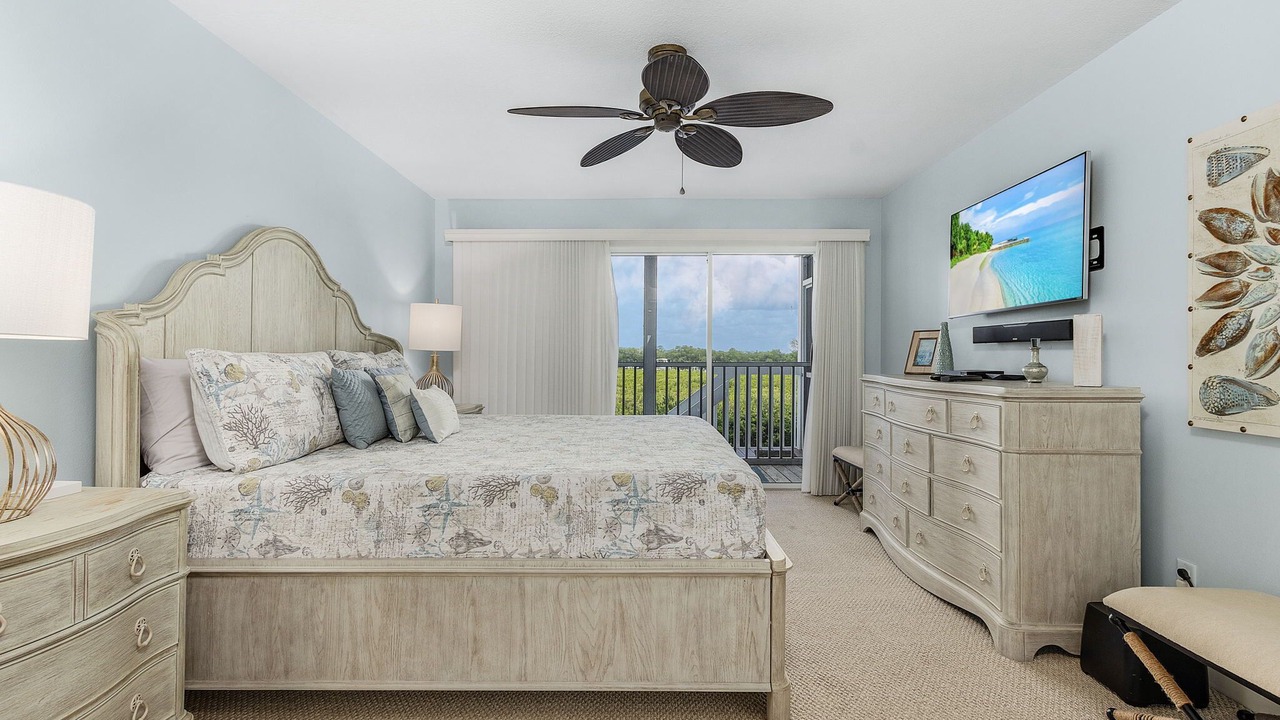 Photo of Bedroom in Boca Grande