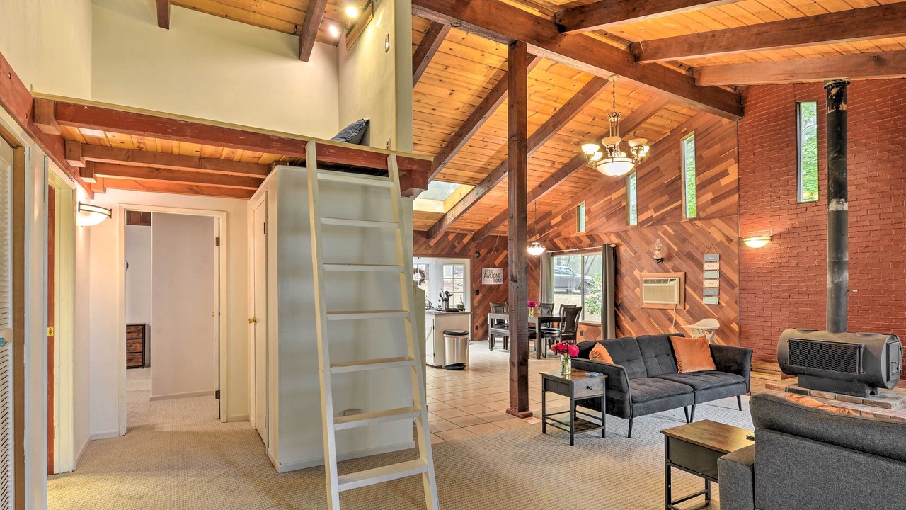 Photo of Others in Salyer