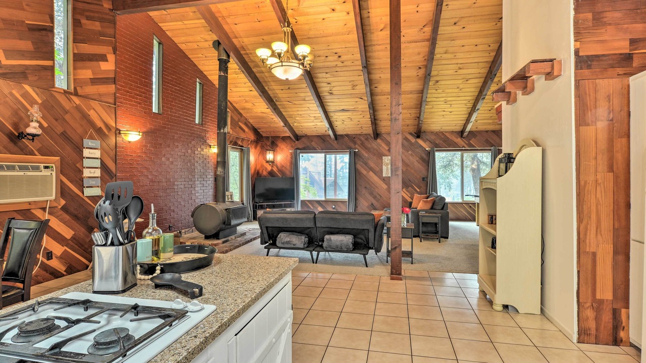 Photo of Others in Salyer