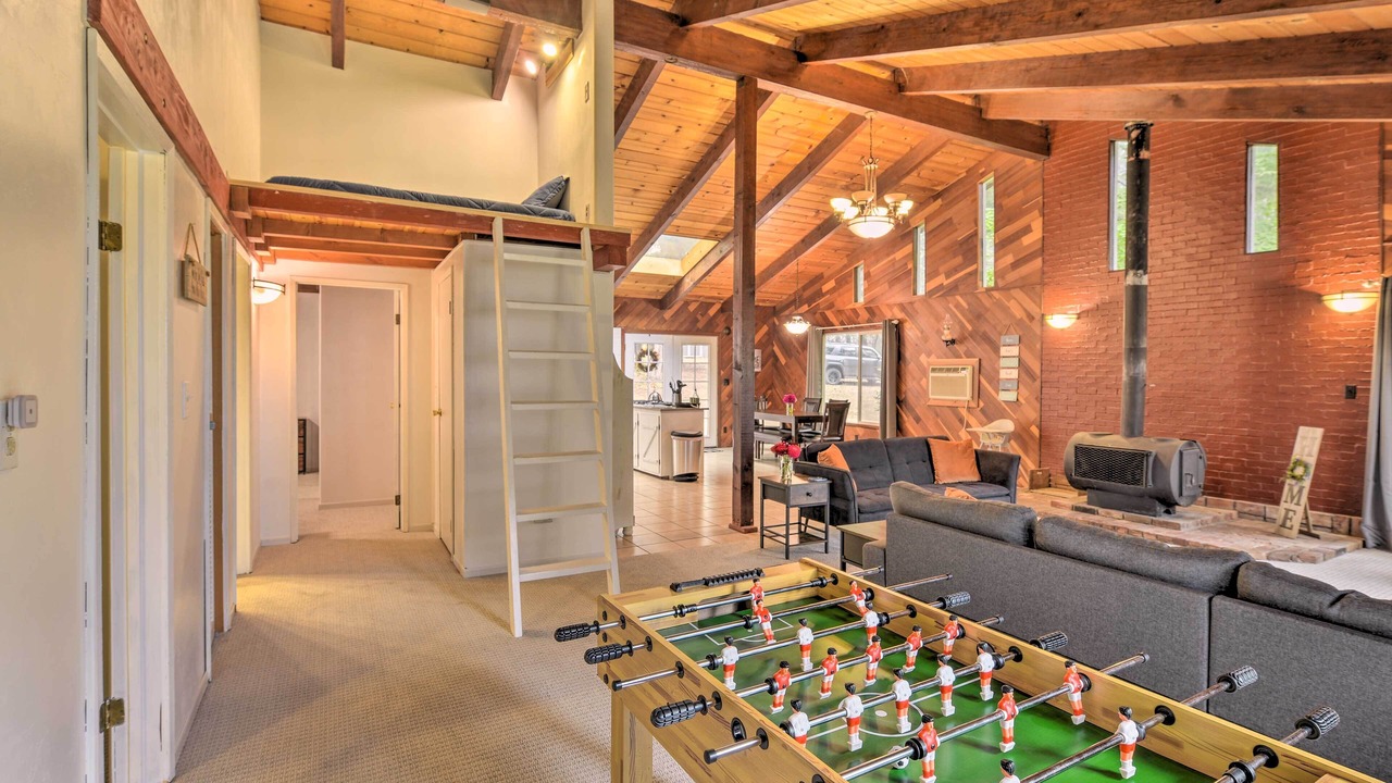 Photo of Others in Salyer