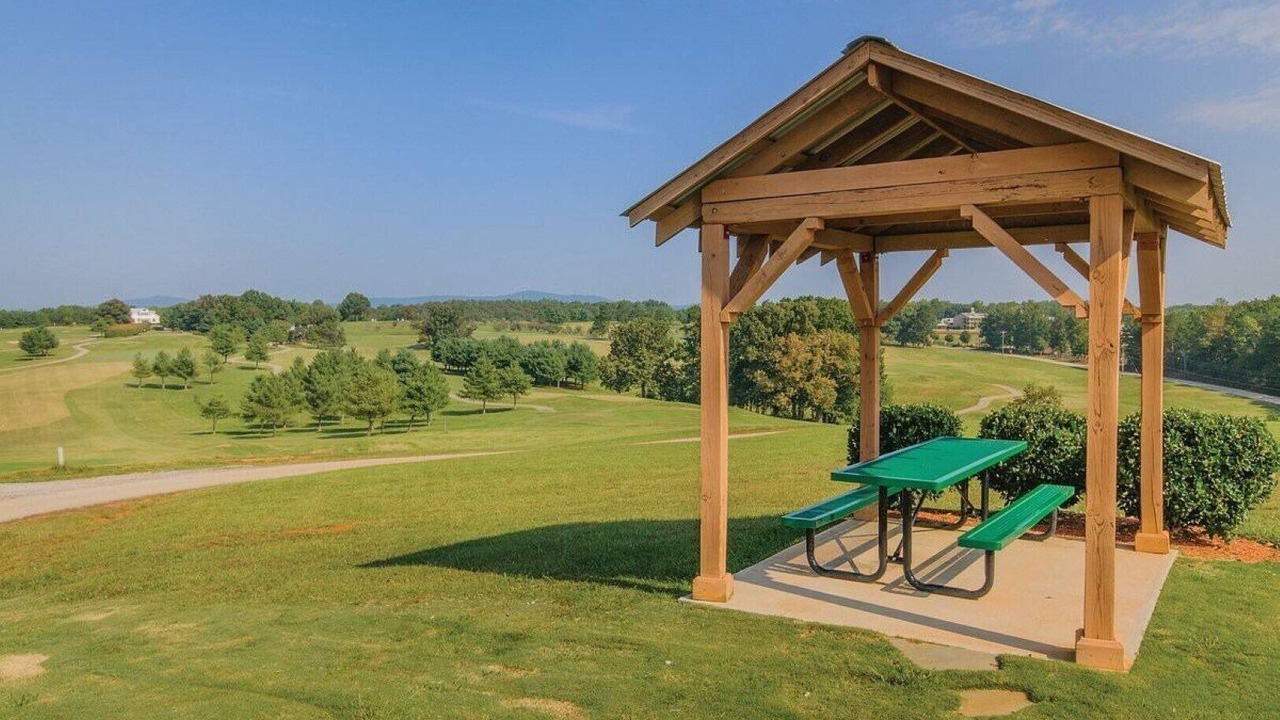 Photo of Outdoor in Clarkesville