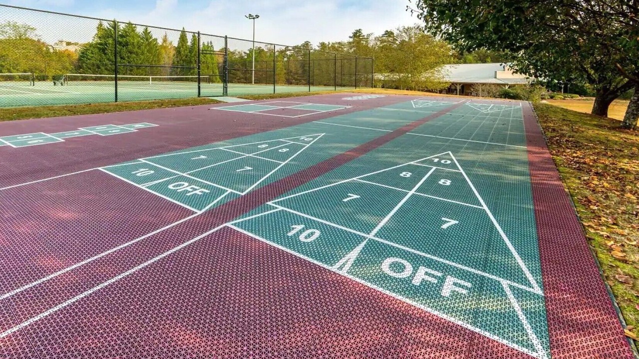 Photo of Others in Clarkesville