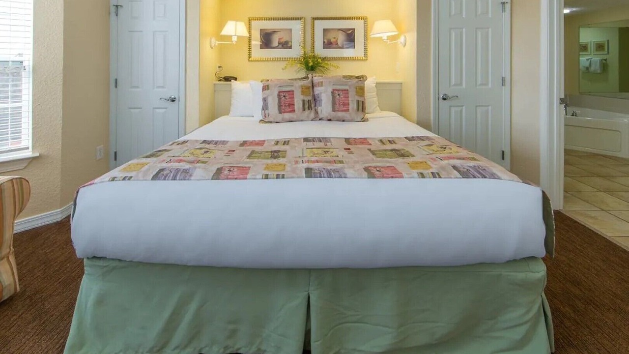 Photo of Bedroom in Clarkesville