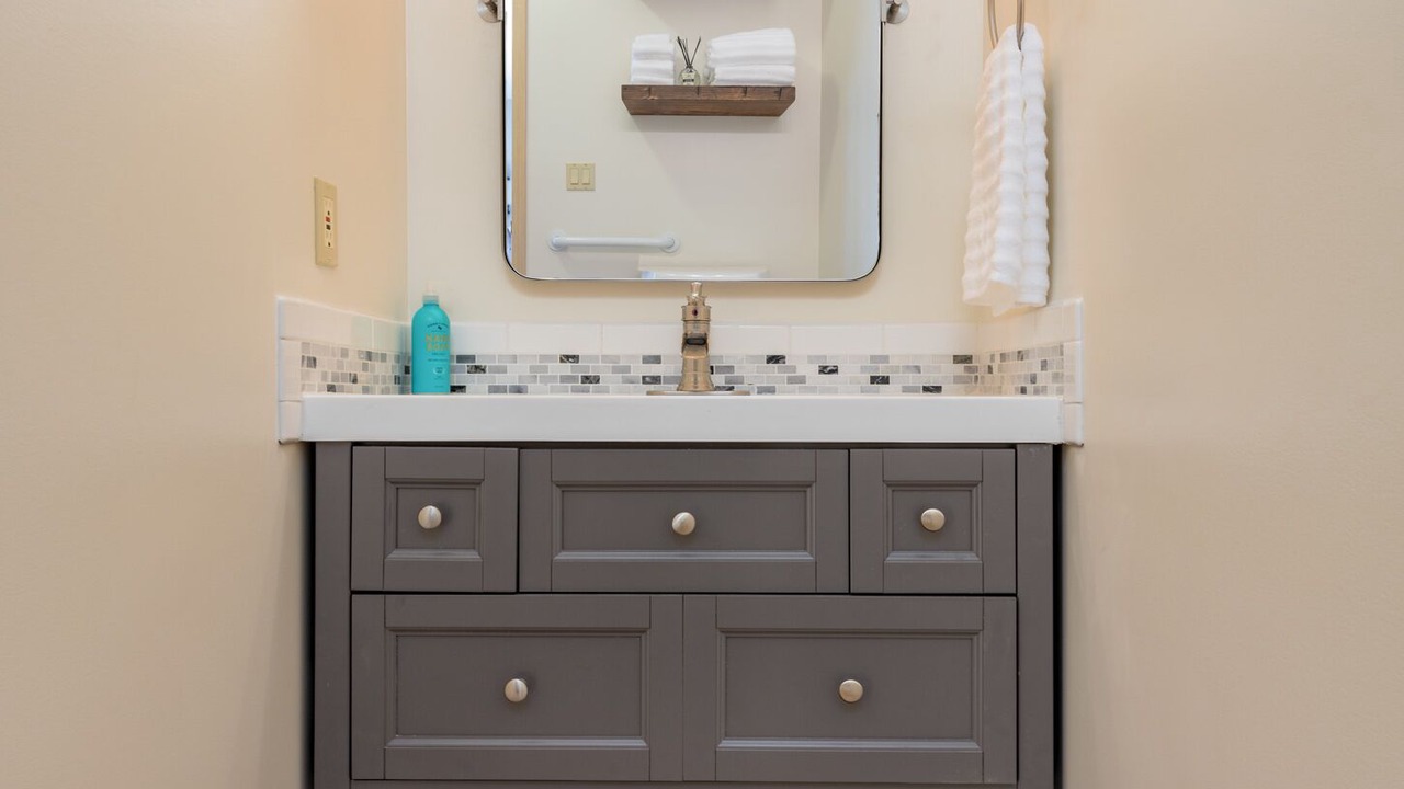 Photo of Bathroom in Town of Somerset