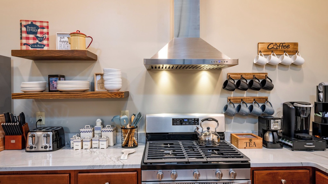 Photo of Kitchen in Town of Somerset