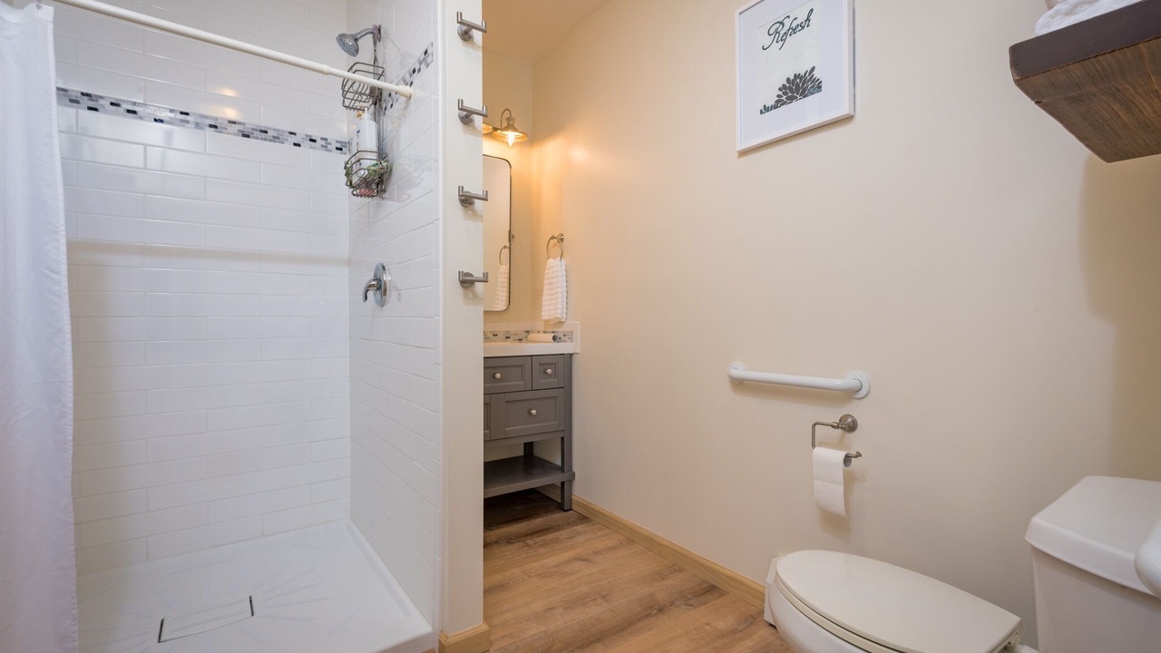 Photo of Bathroom in Town of Somerset