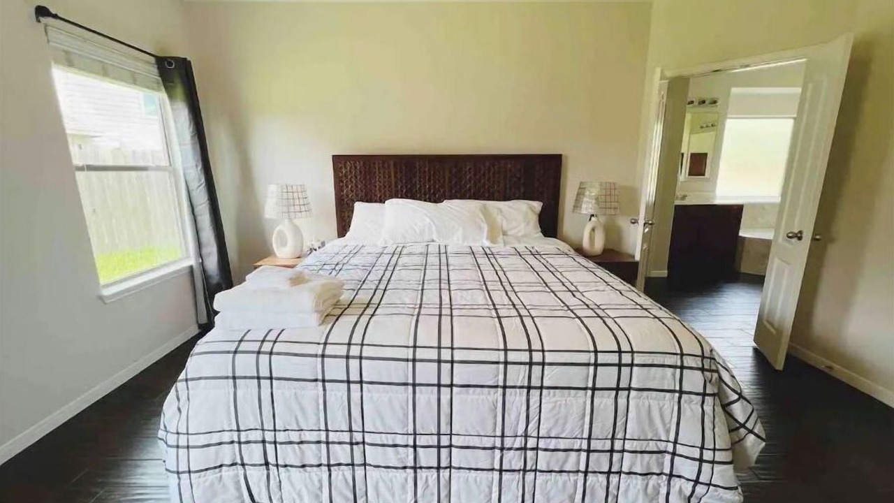 Photo of Bedroom in Katy
