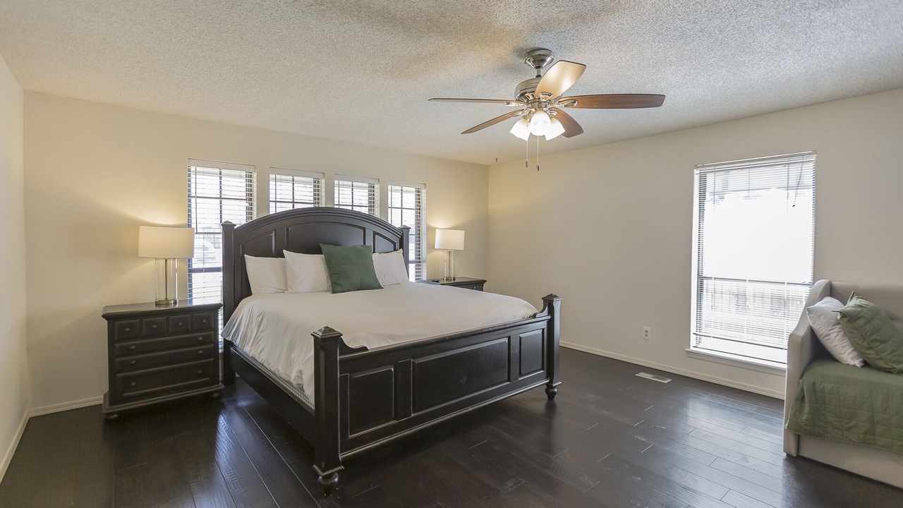 Photo of Bedroom in Broken Arrow
