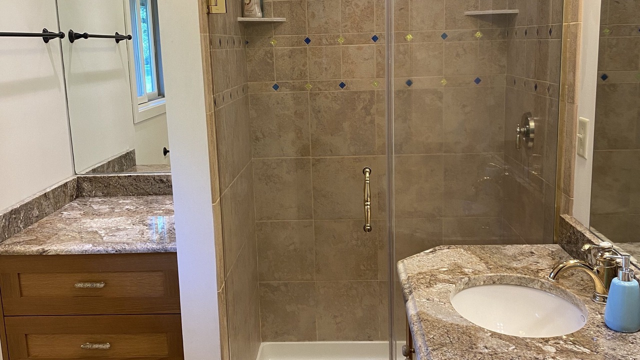 Photo of Bathroom in Orange