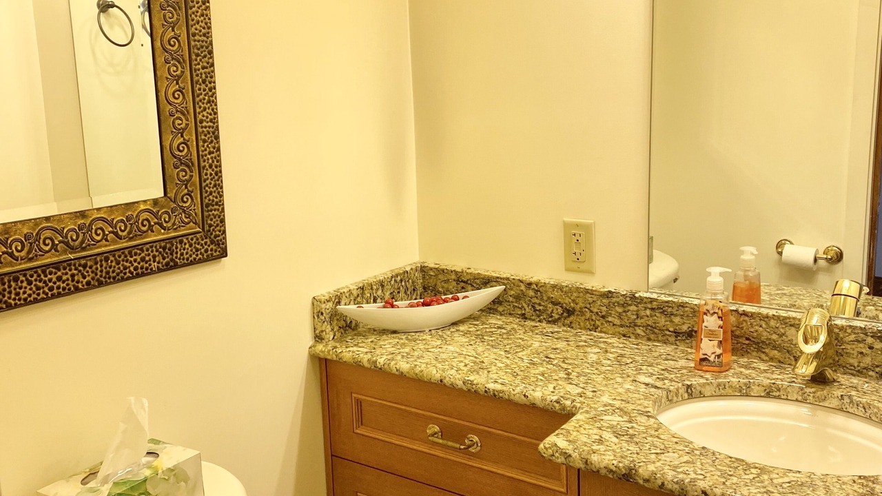 Photo of Bathroom in Orange