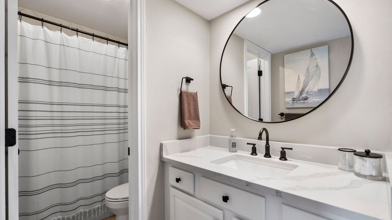 Photo of Bathroom in Walden on Lake Conroe