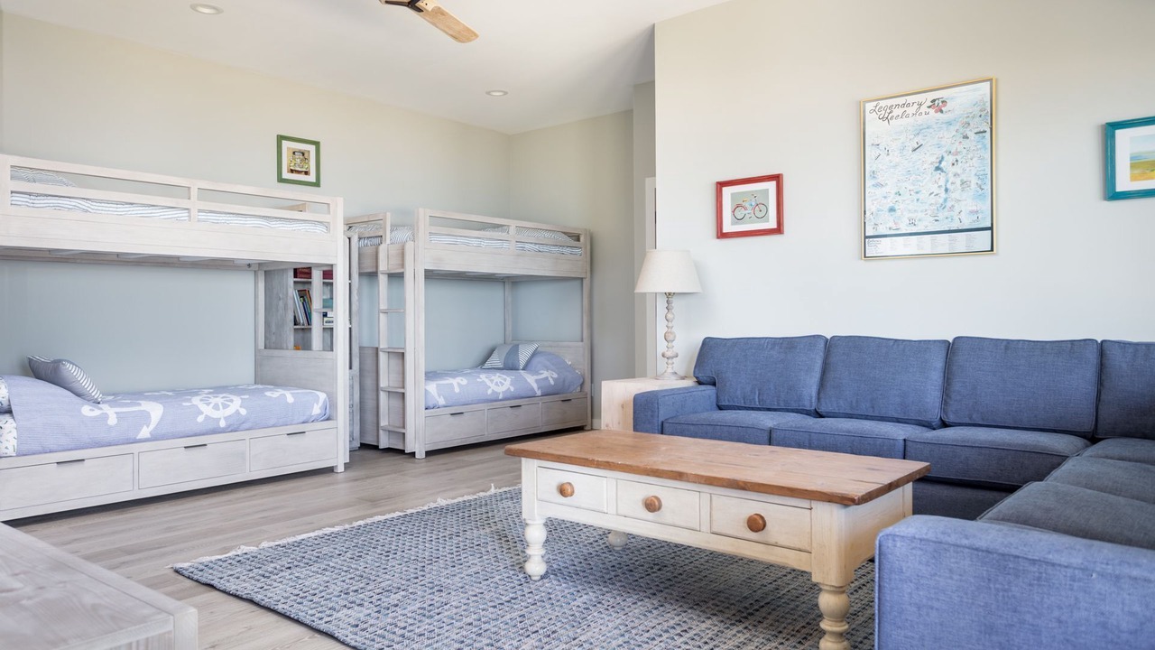 Photo of Bedroom in Northport