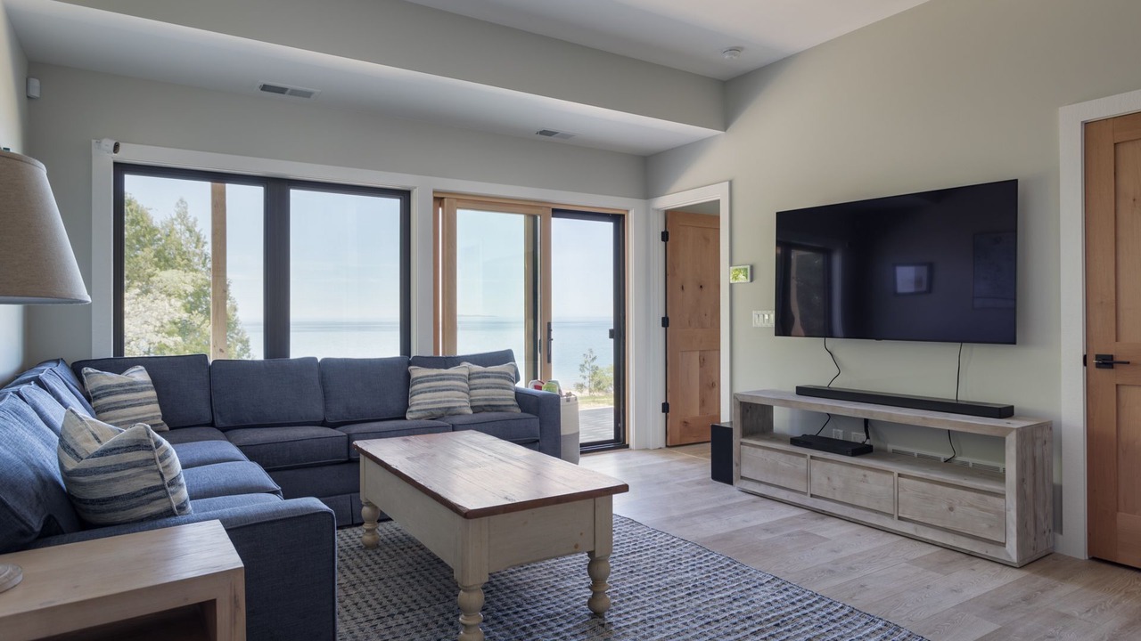 Photo of Livingroom in Northport