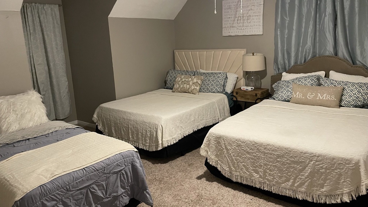 Photo of Bedroom in Orange