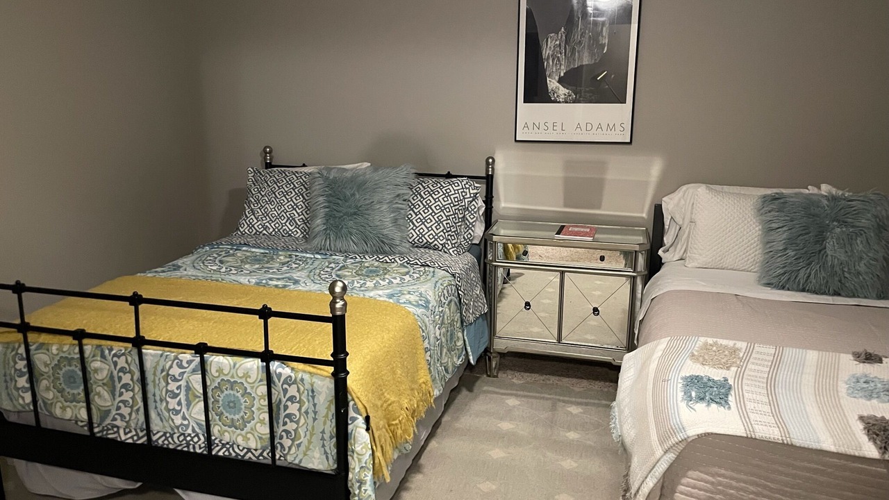 Photo of Bedroom in Orange