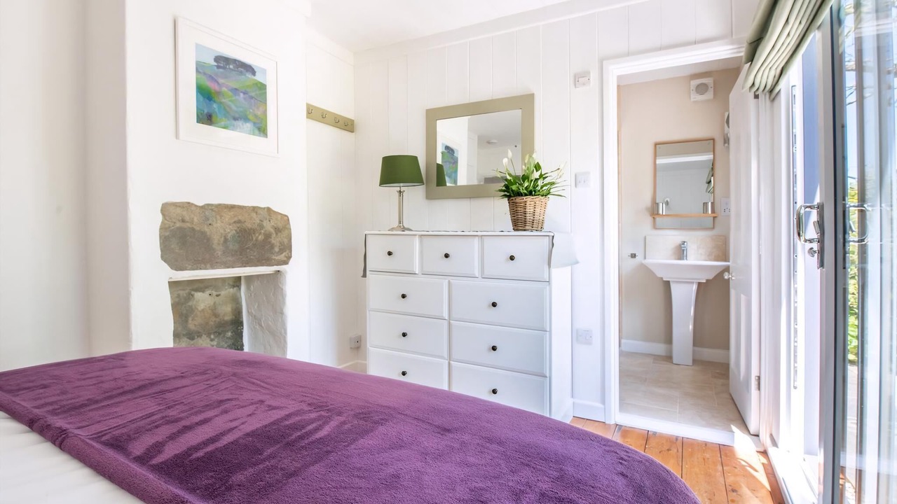 Photo of Others in Saint Gennys