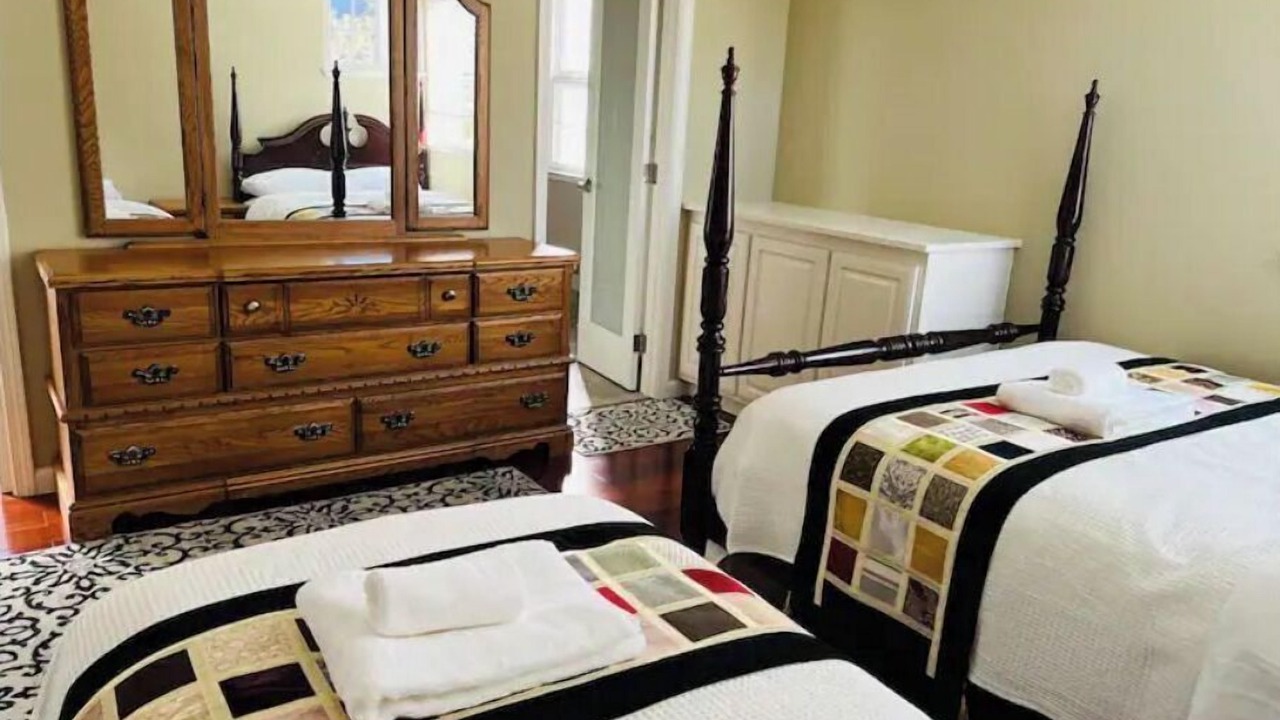 Photo of Bedroom in Saratoga