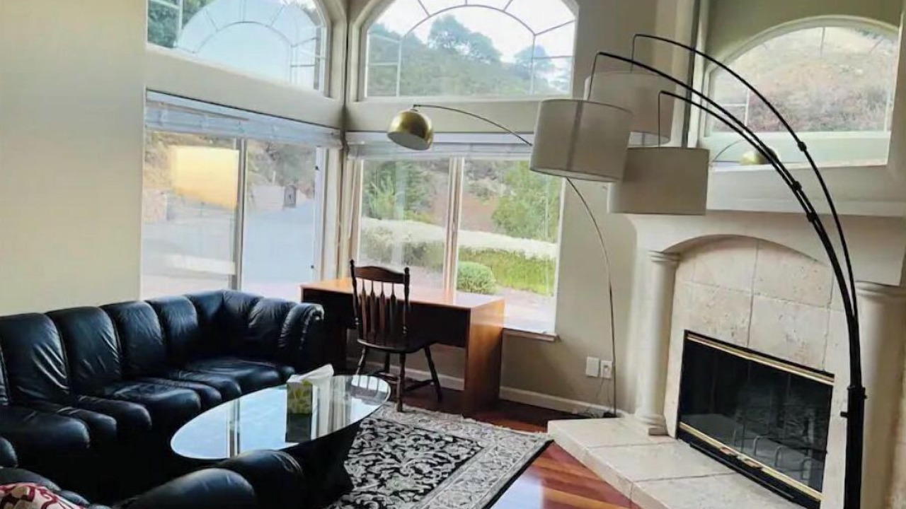 Photo of Livingroom in Saratoga