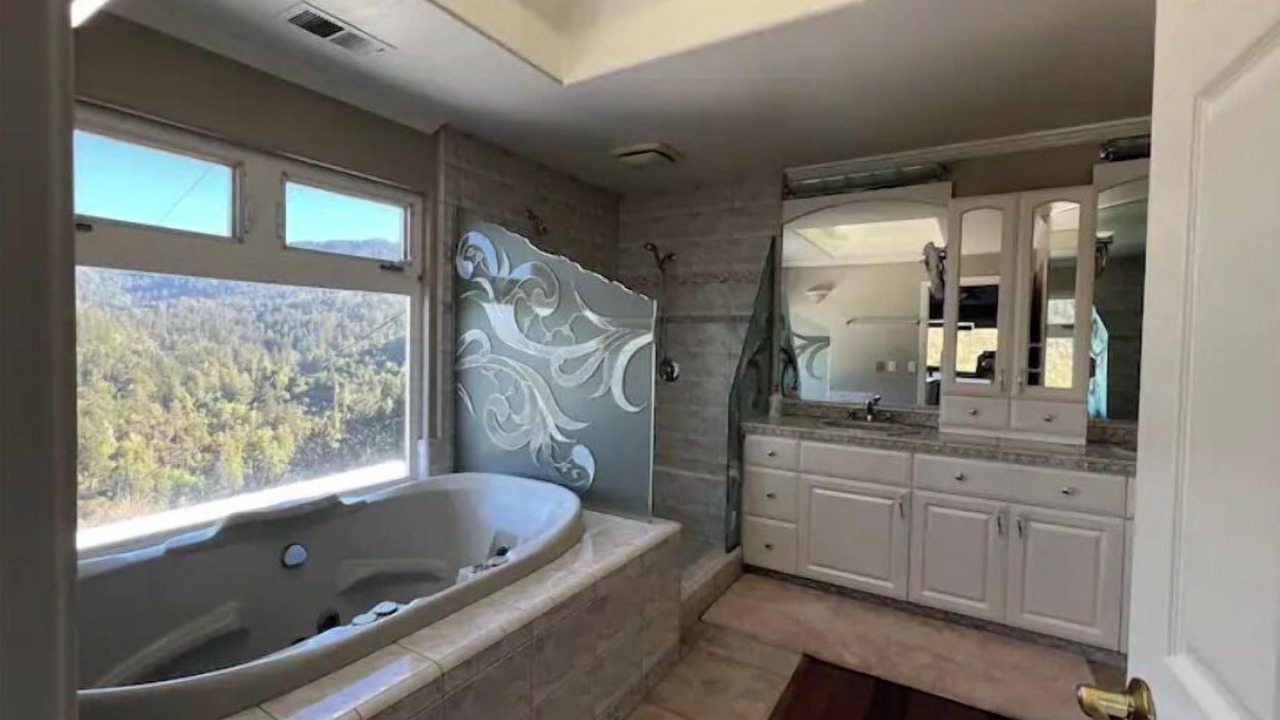Photo of Bathroom in Saratoga