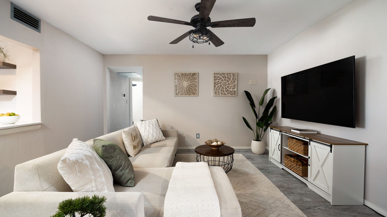Photo of Livingroom in Dobson Ranch