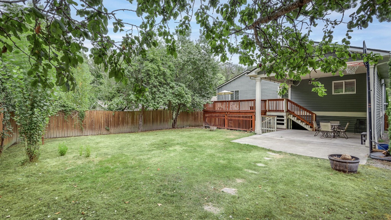 Photo of Patio Balcony in Harrison/Denny-Blaine