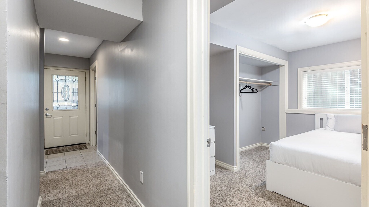 Photo of Bedroom in Harrison/Denny-Blaine