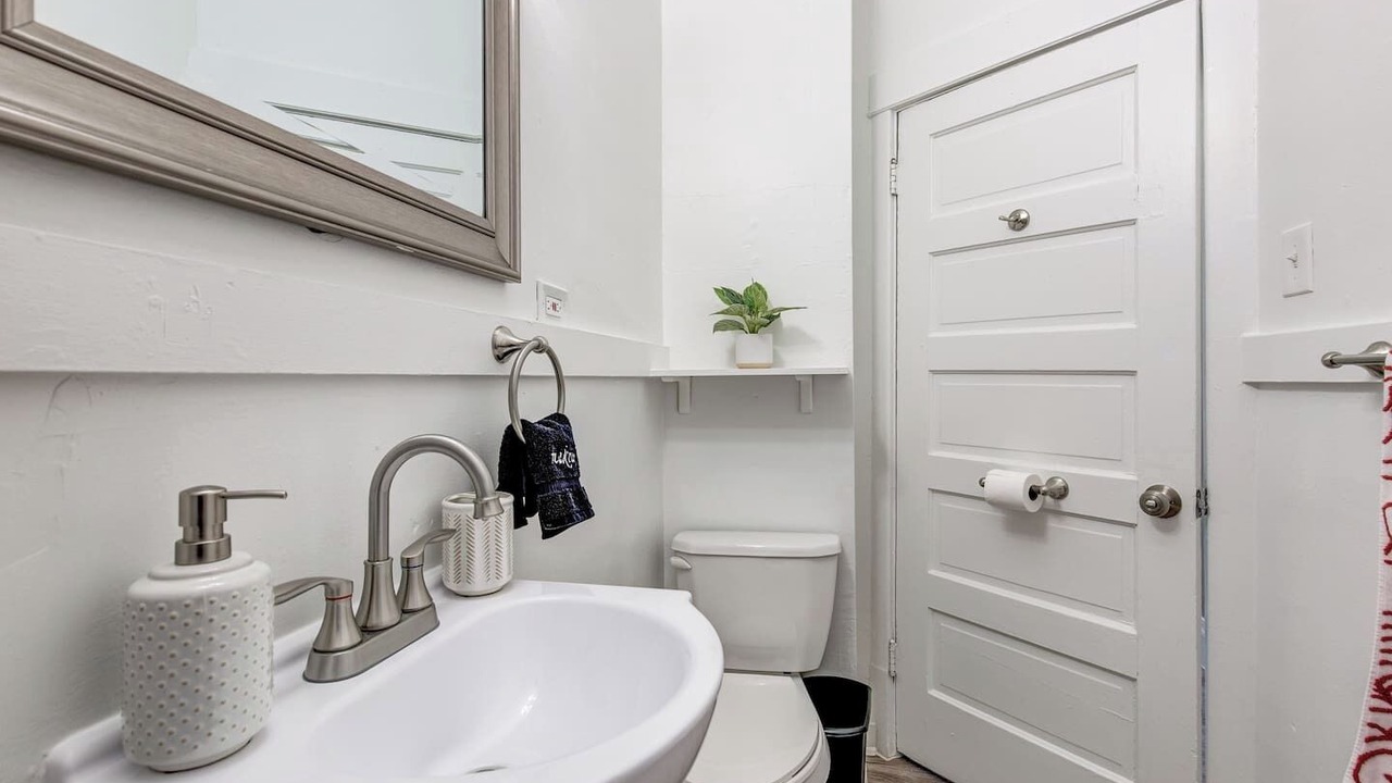 Photo of Bathroom in Cheesman Park