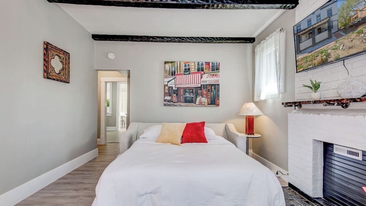 Photo of Bedroom in Cheesman Park