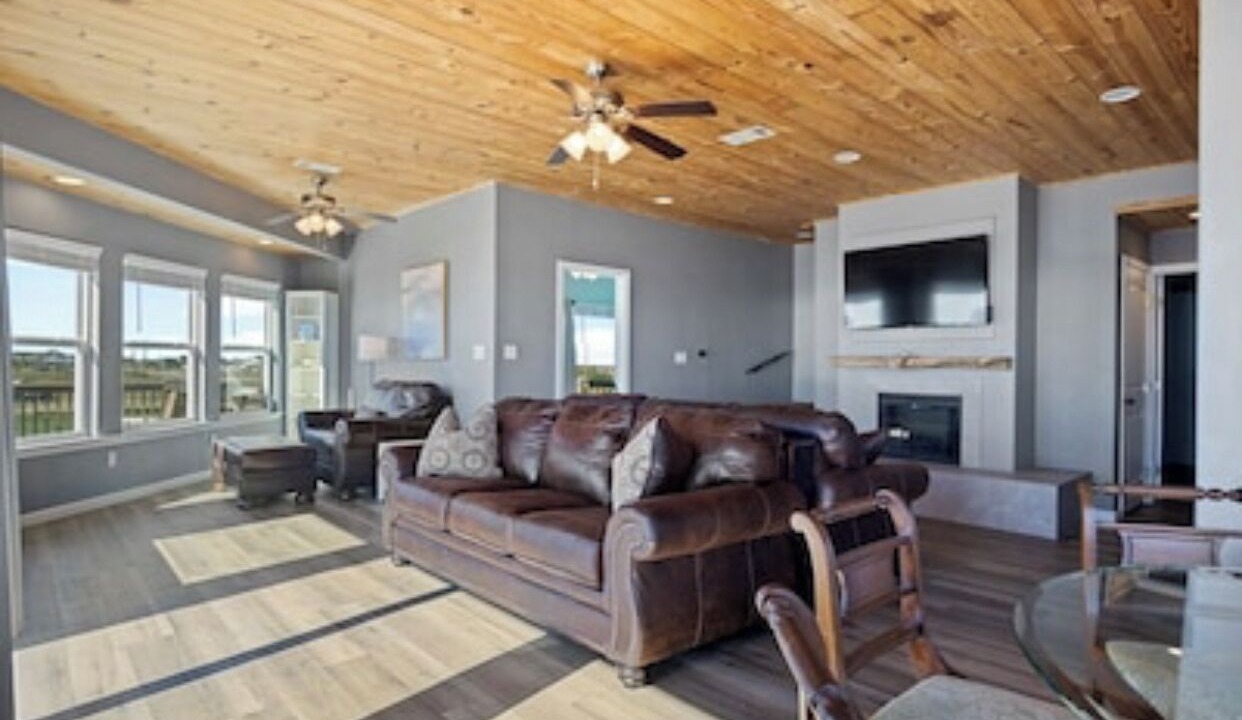 Photo of Livingroom in Gilchrist