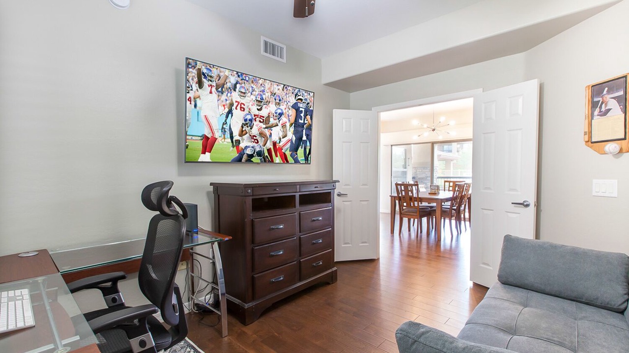 Photo of Livingroom in Desert View Village