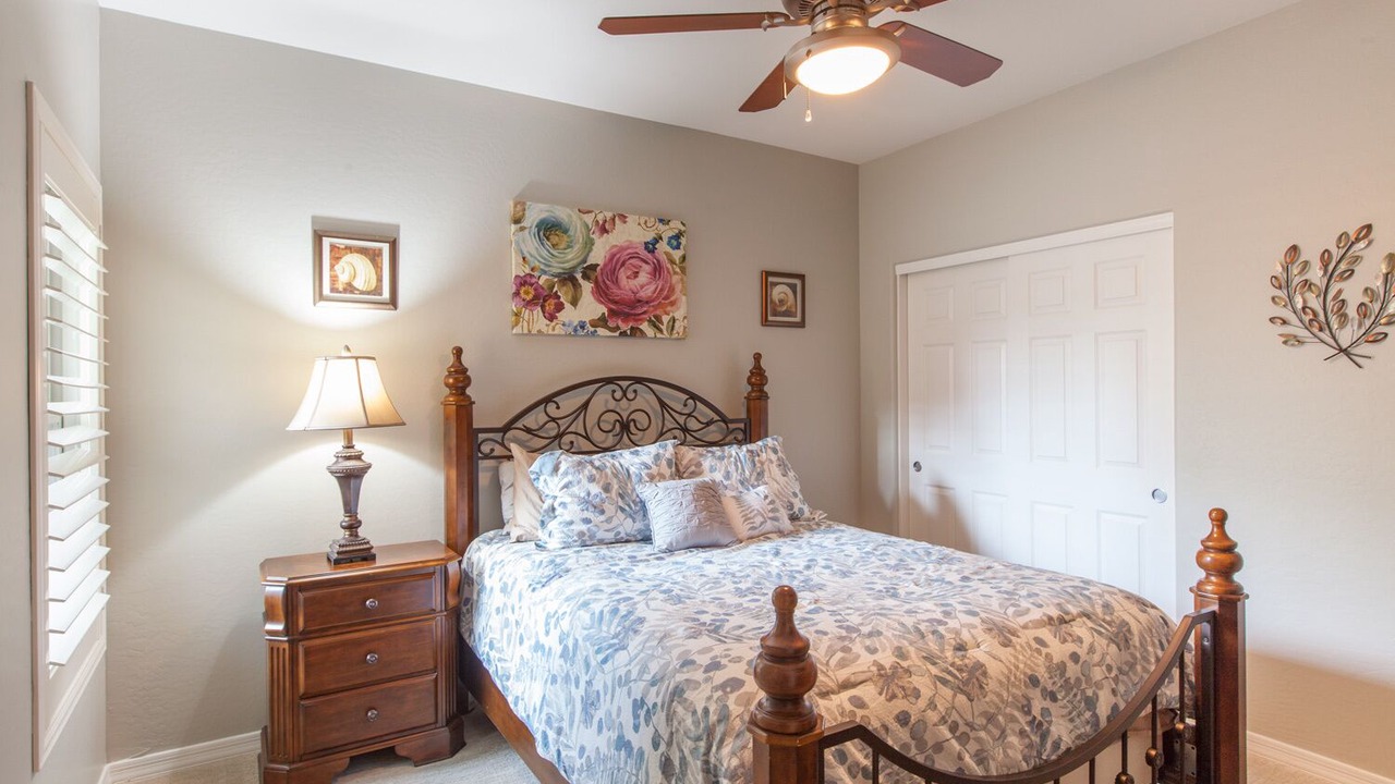 Photo of Bedroom in Desert View Village